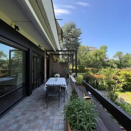 Villa La Dolce - A Tropical Garden In *